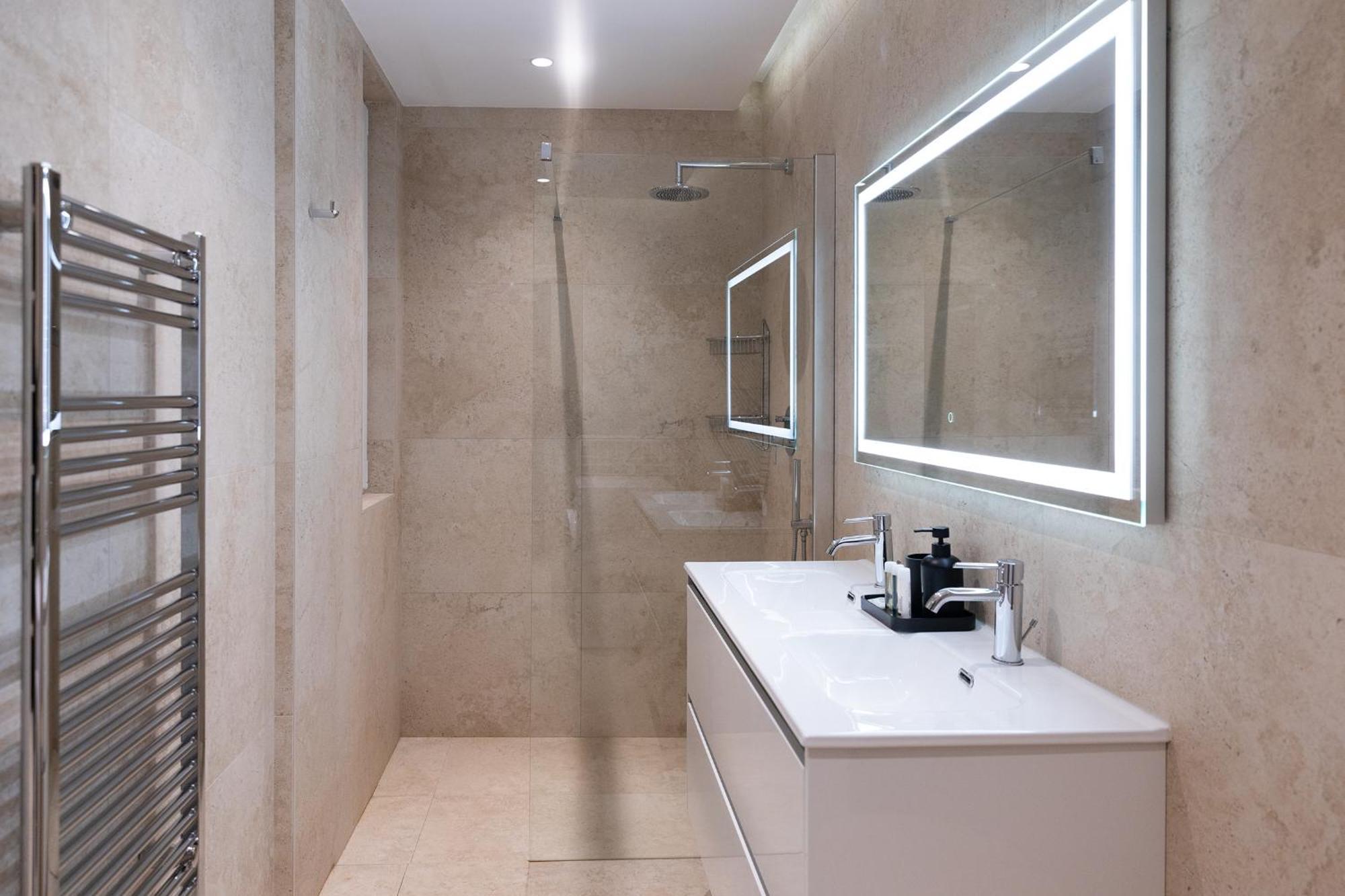 Florette Suite 1Br With Stunning Lounge Terrace By Arcobnb フロリアーナ エクステリア 写真
